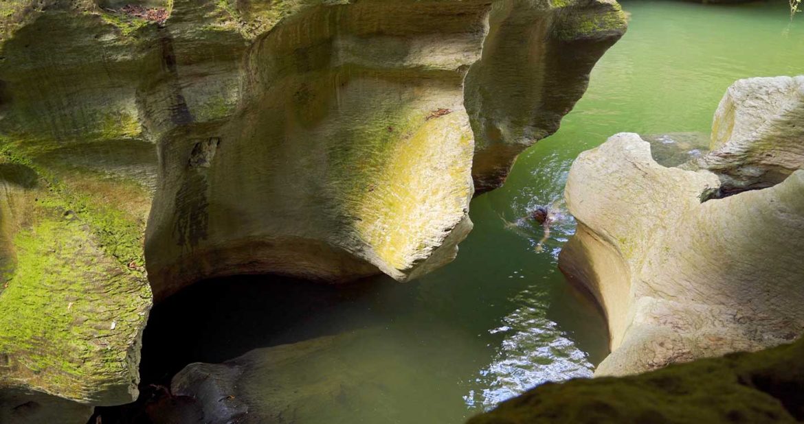 Charco Azul Y Cuevas De Arenales Vega Baja P R Nos Vamos De Paseo